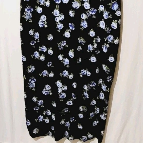 Unworn Alice + Olivia Delora Floral Jersey Midi Dress - Picture 6 of 10